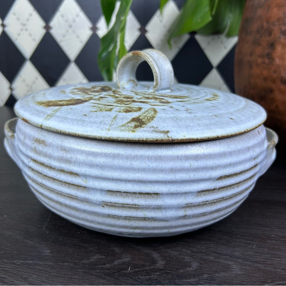 Signed Studio Pottery Lidded Casserole 10.5 Inch Stoneware Serving Dish Pristine